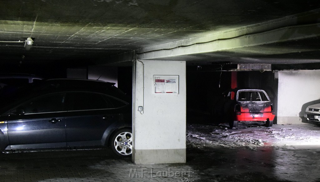 Feuer 2 Tiefgarage Koeln Hoehenhaus Ilfelder Weg P46.JPG - Miklos Laubert